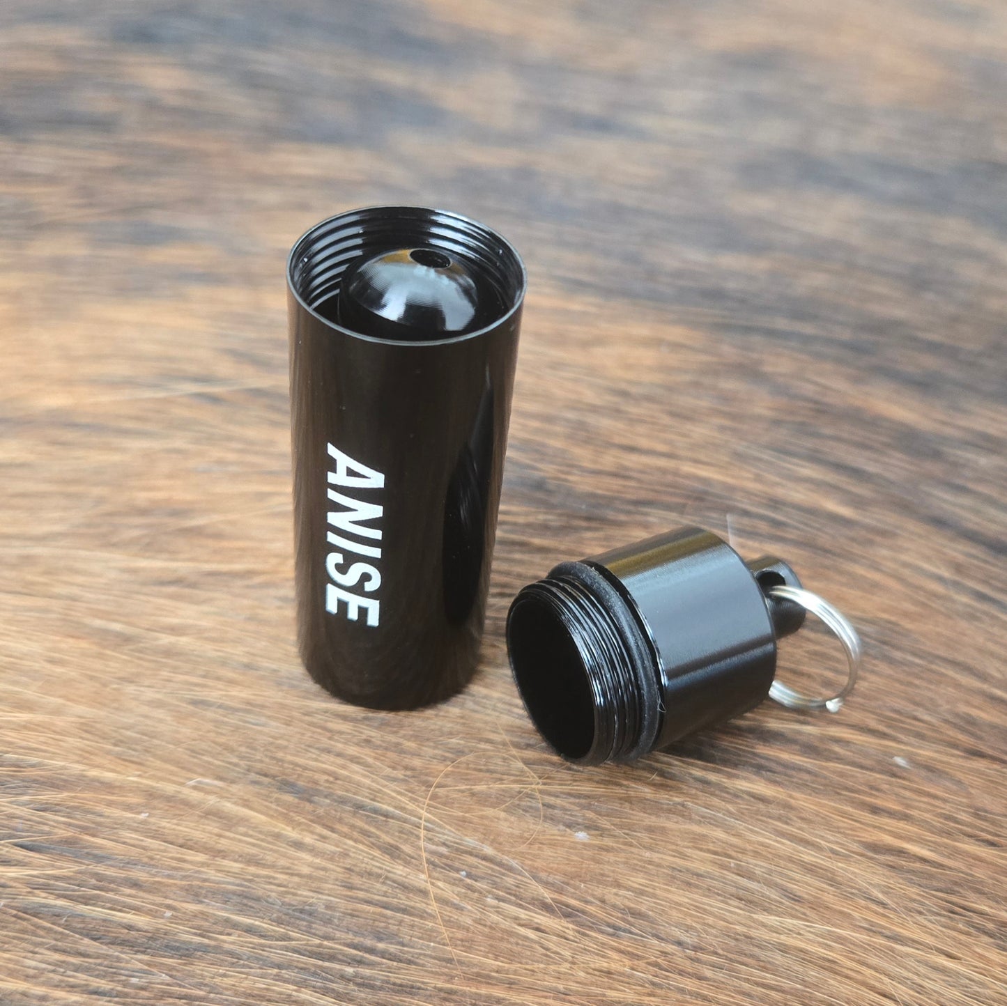 Magnetic Bullet Hides & Container Set - Anise